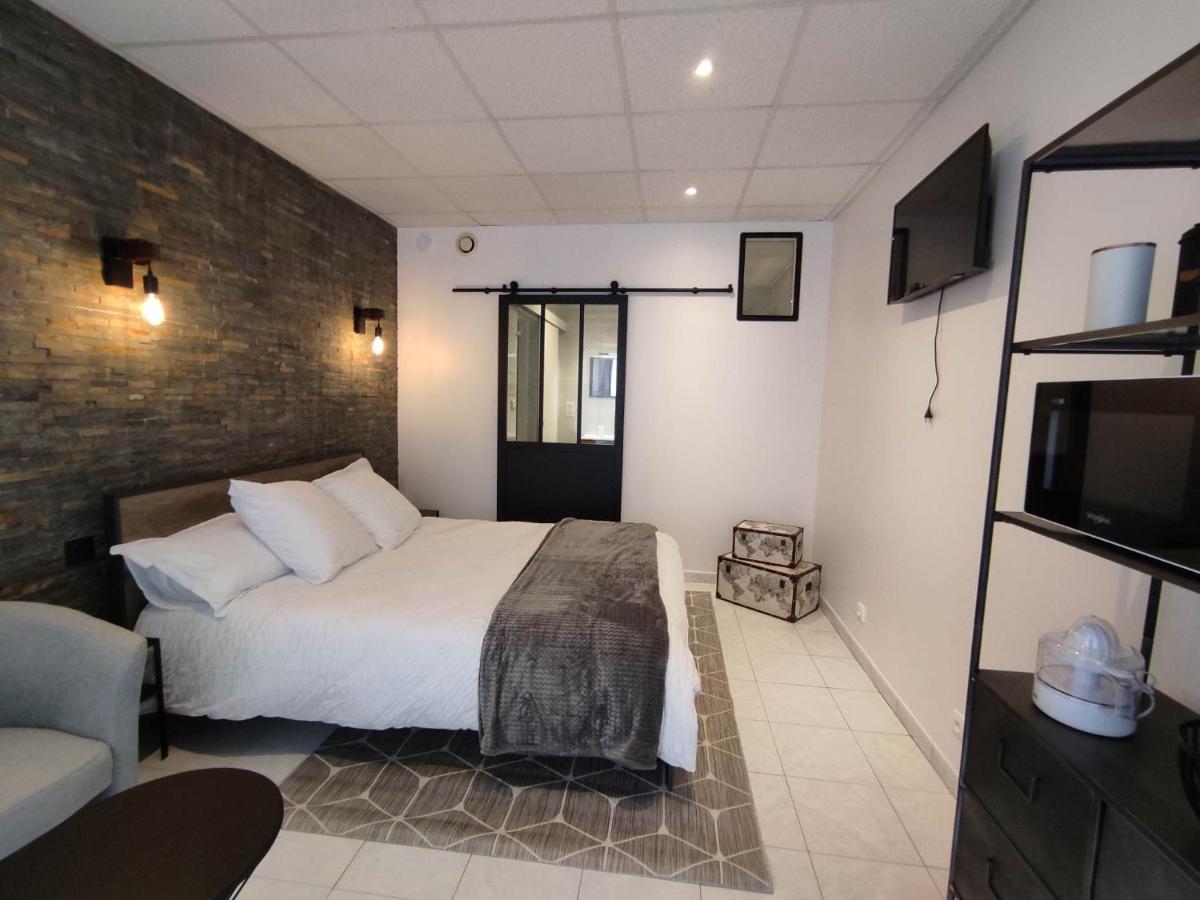 Au Bonheur Des Ruelles Bed & Breakfast Monpazier Eksteriør bilde