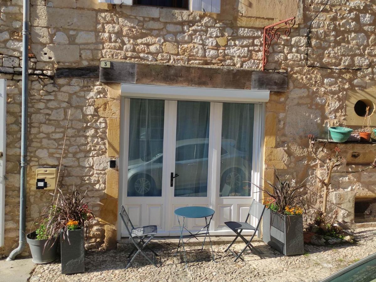 Au Bonheur Des Ruelles Bed & Breakfast Monpazier Eksteriør bilde